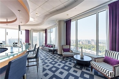 Luxury living in the heart of Buckhead!Highly sought-after 1