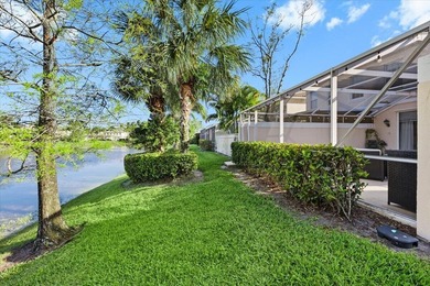 Beautiful Townhome in the center of Palm Beach Gardens with easy - photo 32