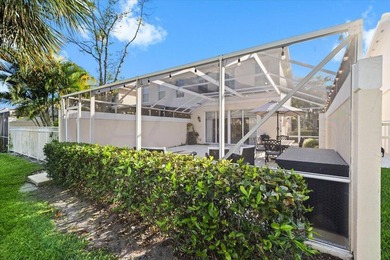 Beautiful Townhome in the center of Palm Beach Gardens with easy - photo 33