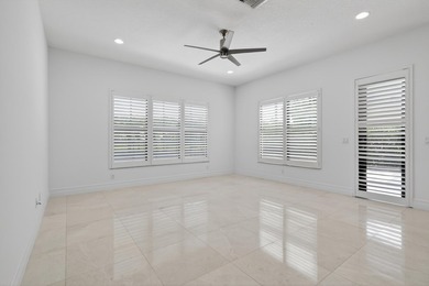 SHOWINGS START ON SATURDAY 05/23 AT 10:30AM Experience the - photo 35