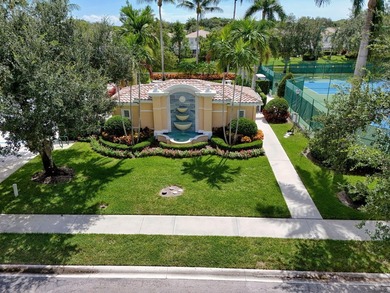 Beautiful Townhome in the center of Palm Beach Gardens with easy - photo 40