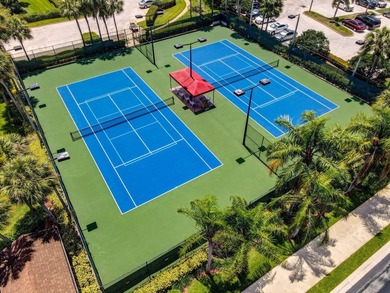 Beautiful Townhome in the center of Palm Beach Gardens with easy - photo 43