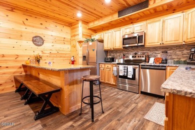 STR Cabin on the Lake! $52,394 already booked for 2026 as of - photo 7