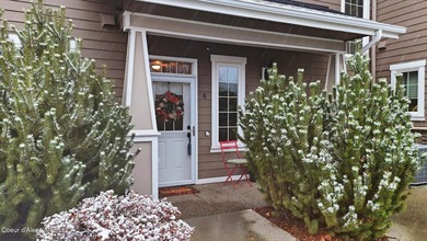 Lake Home For Sale in Coeur d Alene, Idaho