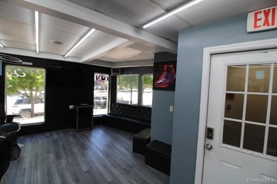 Great location in the Heart of the Village of Monticello - photo 11
