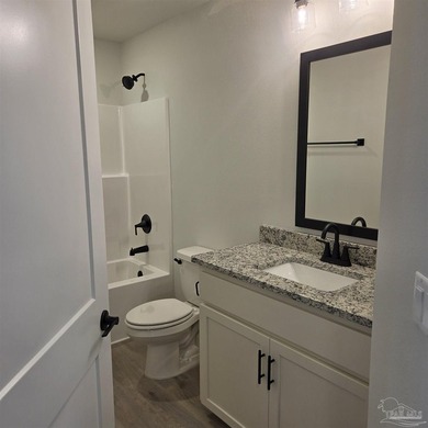 NEW CONSTRUCTION---- MOVE IN READY! Location is perfect for this - photo 12