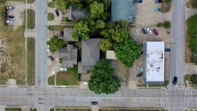 LOCATION, LOCATION, LOCATION! DON'T MISS THIS RARE OPPORTUNITY - photo 18