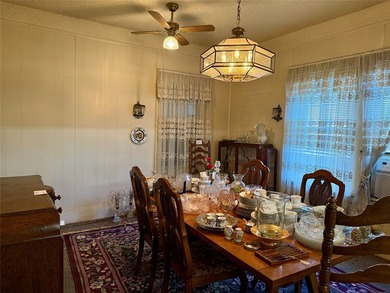 LOCATION, LOCATION, LOCATION! DON'T MISS THIS RARE OPPORTUNITY - photo 23
