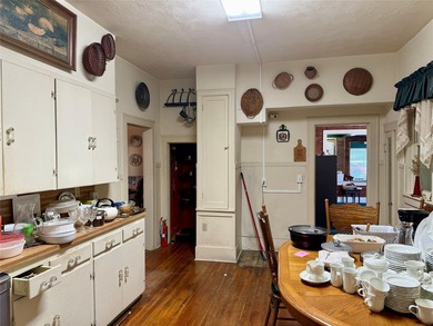 LOCATION, LOCATION, LOCATION! DON'T MISS THIS RARE OPPORTUNITY - photo 29