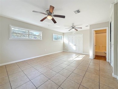 Virtually Staged. Looking for a home that blends comfort - photo 32