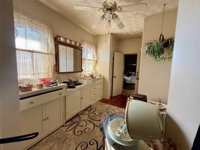 LOCATION, LOCATION, LOCATION! DON'T MISS THIS RARE OPPORTUNITY - photo 35