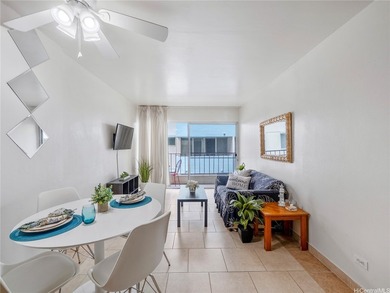 Rare value in the heart of Waikiki! This 2-bed, 1-bath condo at - photo 5