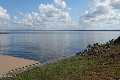 Ross Barnett Reservoir Lot For Sale in Ridgeland Mississippi