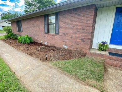 MOTIVATED SELLER!!!! Looking for space, flexibility, and a - photo 3