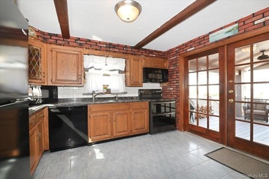 Welcome to 2 Oak Place, Massapequa - A Beautifully Expanded Cape - photo 12