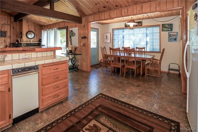 Mountain charm meets modern comfort in this well-maintained - photo 15