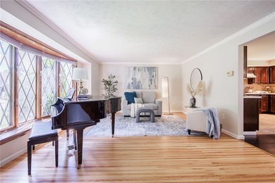 Opportunity awaits! Welcome to 32 Flamingo Dr, a spacious Split - photo 16