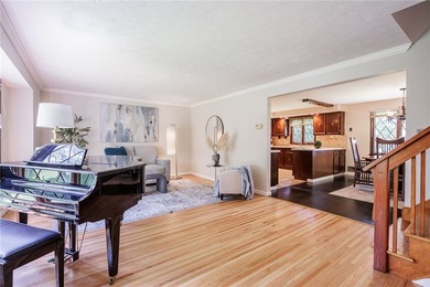 Opportunity awaits! Welcome to 32 Flamingo Dr, a spacious Split - photo 20