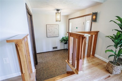 Opportunity awaits! Welcome to 32 Flamingo Dr, a spacious Split - photo 21