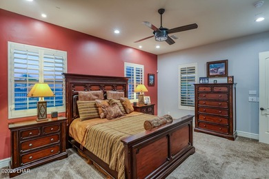 STUNNING custom home in Residential Estates with spectacular - photo 23