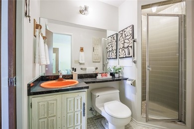 Opportunity awaits! Welcome to 32 Flamingo Dr, a spacious Split - photo 24