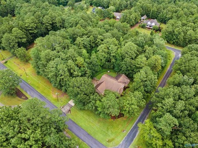 Beautiful Brick Home Near Cherokee Pines Golf Course! ? Enjoy - photo 4