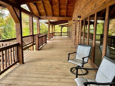 The Homestead Lodge is located in the Pumpkin Creek gated - photo 24