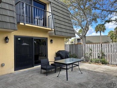 Rare opportunity to own a turn-key renovated home in West Palm - photo 24