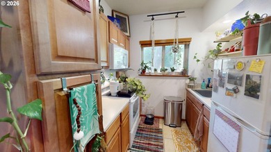 Versatile, well-designed property offering exceptional - photo 25