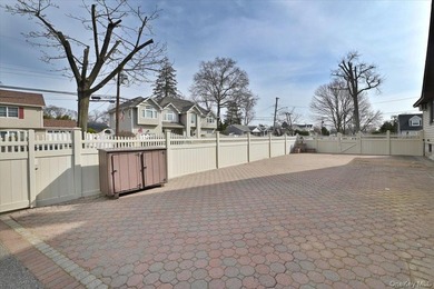 Welcome to 2 Oak Place, Massapequa - A Beautifully Expanded Cape - photo 26