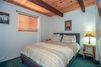 Mountain charm meets modern comfort in this well-maintained - photo 27