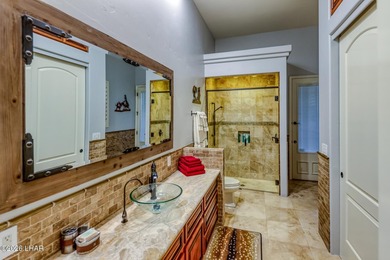 STUNNING custom home in Residential Estates with spectacular - photo 27