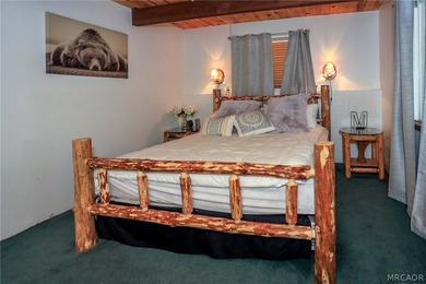 Mountain charm meets modern comfort in this well-maintained - photo 30
