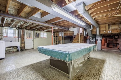Opportunity awaits! Welcome to 32 Flamingo Dr, a spacious Split - photo 31