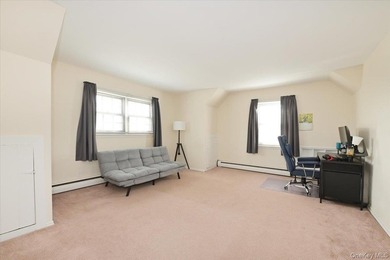 Welcome to 2 Oak Place, Massapequa - A Beautifully Expanded Cape - photo 32