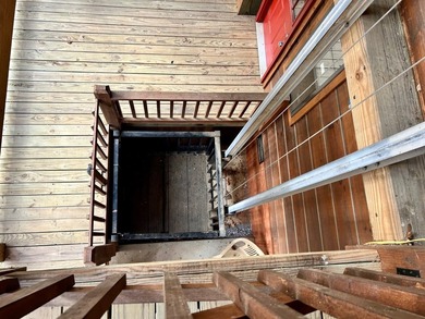 The Homestead Lodge is located in the Pumpkin Creek gated - photo 35
