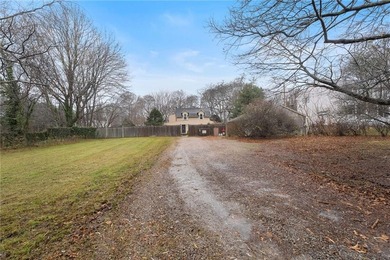 Discover an incredible opportunity in the heart of Wakefield! - photo 35