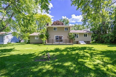 Opportunity awaits! Welcome to 32 Flamingo Dr, a spacious Split - photo 38