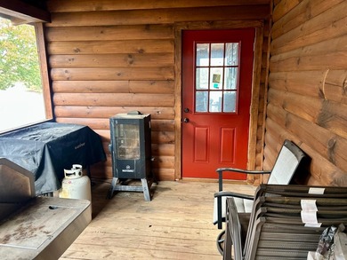 The Homestead Lodge is located in the Pumpkin Creek gated - photo 38