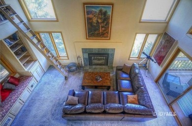 Views, views & more scenic mountain views await you. This - photo 9