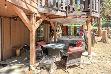 Mountain charm meets modern comfort in this well-maintained - photo 40