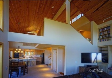 Views, views & more scenic mountain views await you. This - photo 10