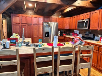 The Homestead Lodge is located in the Pumpkin Creek gated - photo 50