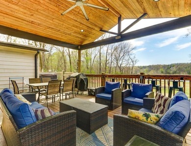 Creekside retreat on the Mazarn Creek arm of Lake Hamilton! - photo 2