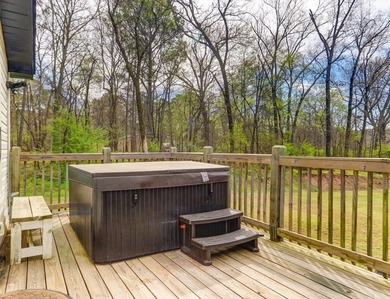 Creekside retreat on the Mazarn Creek arm of Lake Hamilton! - photo 3