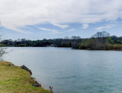 Creekside retreat on the Mazarn Creek arm of Lake Hamilton! - photo 5