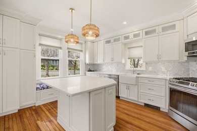 Stunning property with recent updates including newly refinished - photo 5