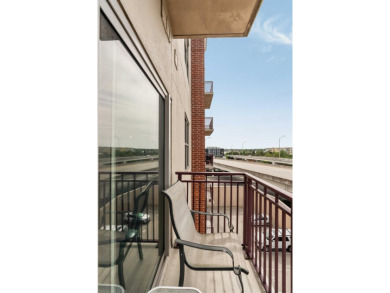 Welcome to Bee Street Lofts - where modern living meets