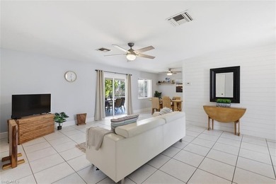 Opportunity in the heart of Bonita Springs offering 2 bedrooms + - photo 7