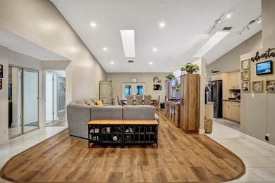 RARE CORNER VILLA in desirable Bonaire at Woodmont! Bright - photo 10